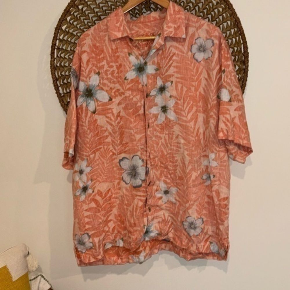 Tommy Bahama men’s Hawaiian print linen button down size XLarge
